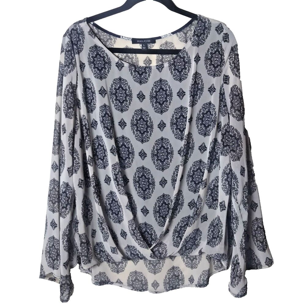 Hail 3y:23 Woman's Gray Black Long Sleeve Front Pleat Blouse Size L